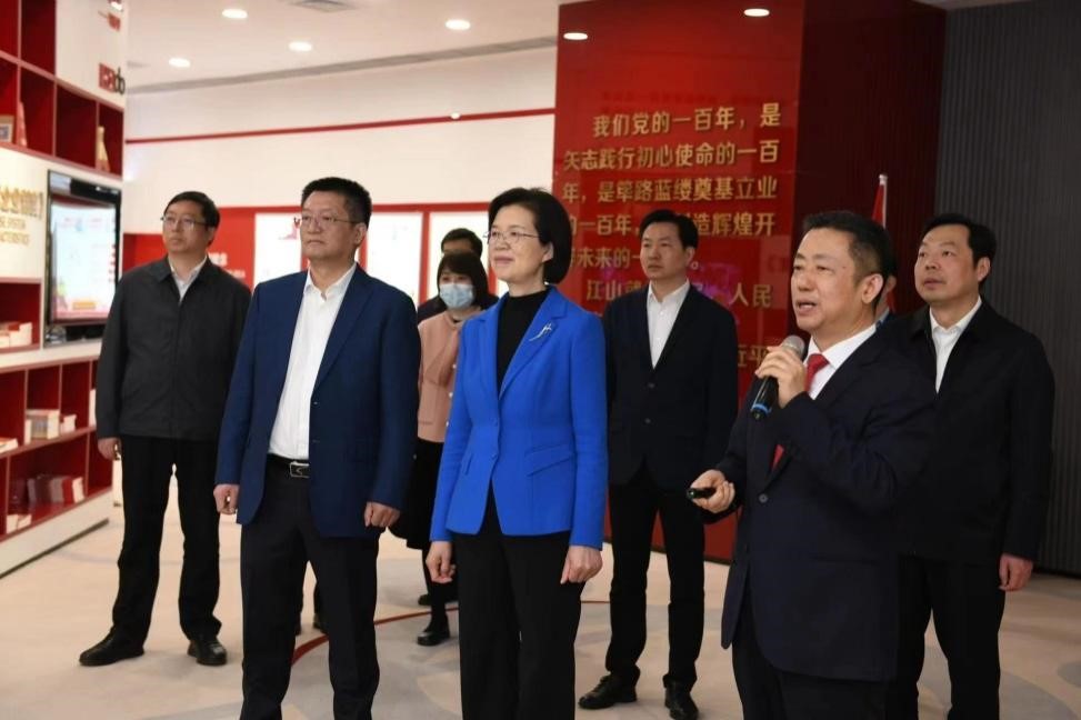 江苏省委常委、组织部部长沈莹调研ag亚博科技|yabo sports|有限公司官网1